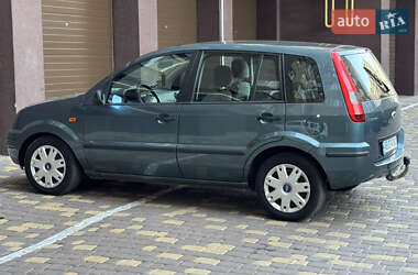Хетчбек Ford Fusion 2004 в 