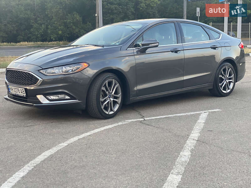 Седан Ford Fusion 2017 в Одесі