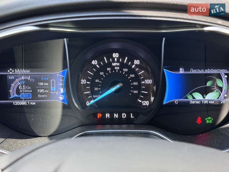 Седан Ford Fusion 2016 в Львове