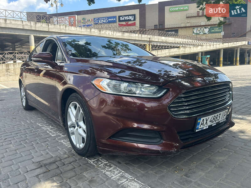 Седан Ford Fusion 2016 в Харкові