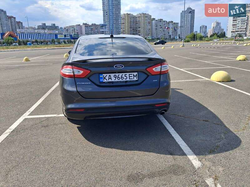 Седан Ford Fusion 2014 в Києві
