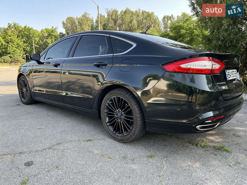 Седан Ford Fusion 2014 в Дніпрі