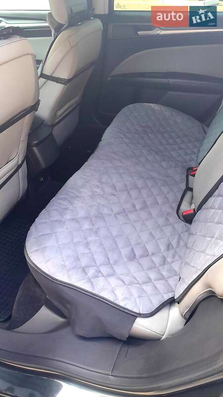 Седан Ford Fusion 2014 в Одесі