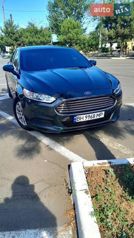 Седан Ford Fusion 2014 в Одесі