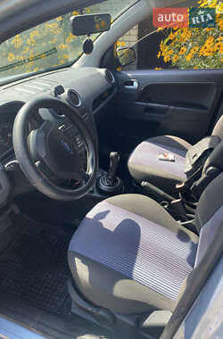 Хетчбек Ford Fusion 2008 в 