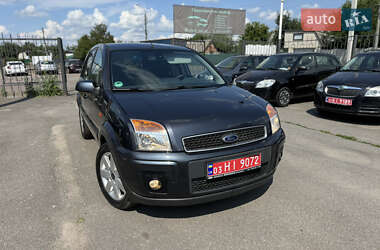 Хетчбек Ford Fusion 2006 в 