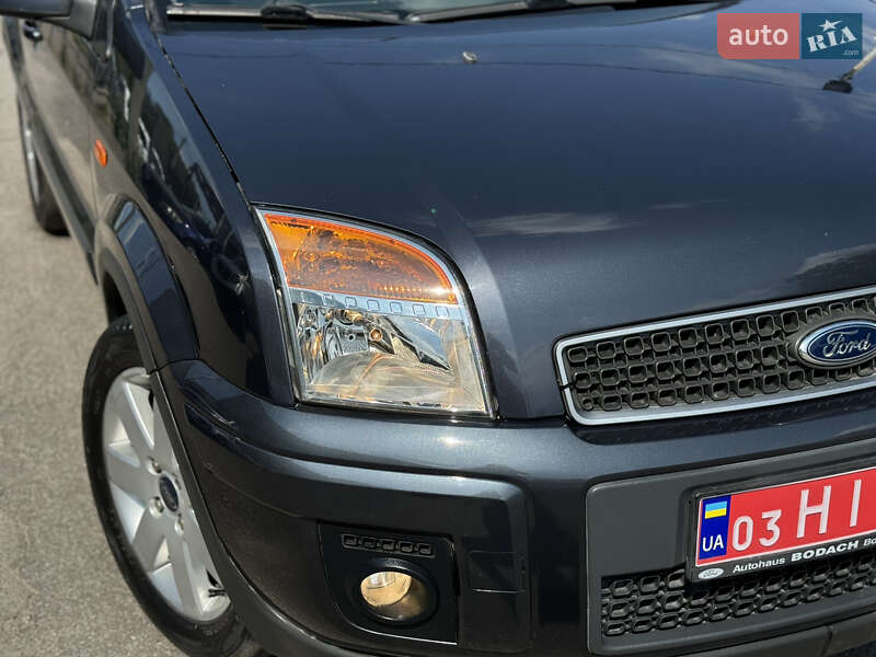 Хетчбек Ford Fusion 2006 в Чернігові