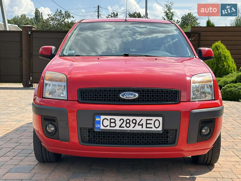 Хэтчбек Ford Fusion 2010 в Чернигове