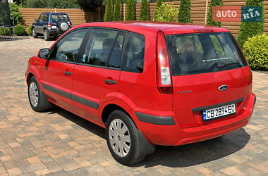 Хетчбек Ford Fusion 2010 в 