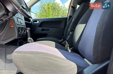Хетчбек Ford Fusion 2010 в 