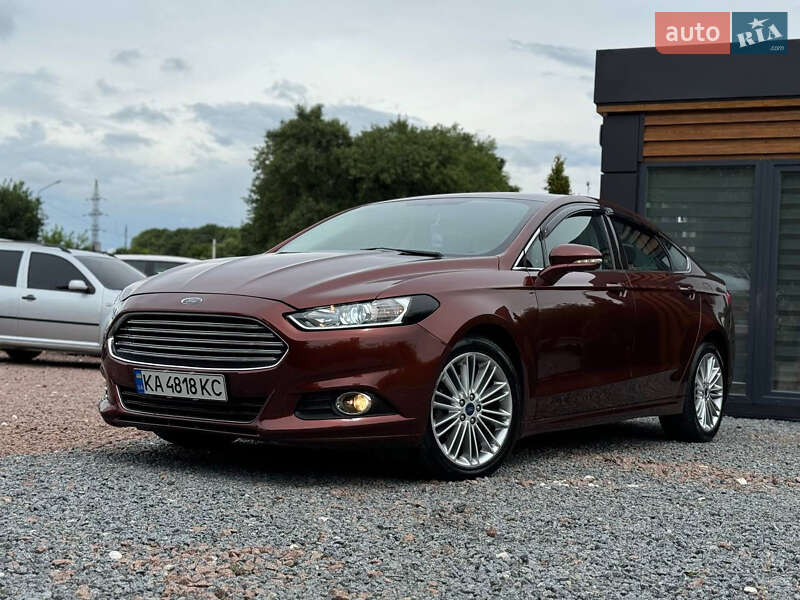 Седан Ford Fusion 2015 в Дрогобичі
