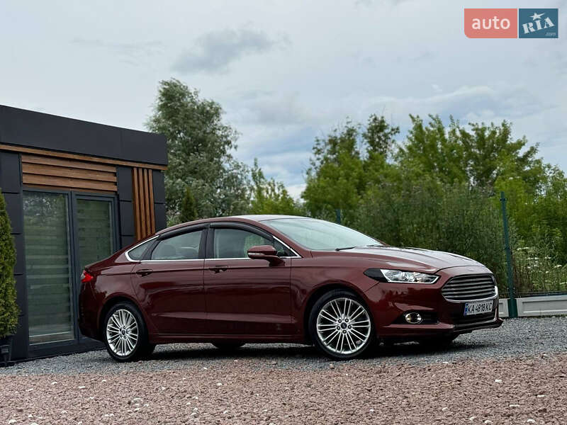Седан Ford Fusion 2015 в Дрогобичі