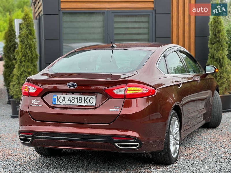 Седан Ford Fusion 2015 в Дрогобичі
