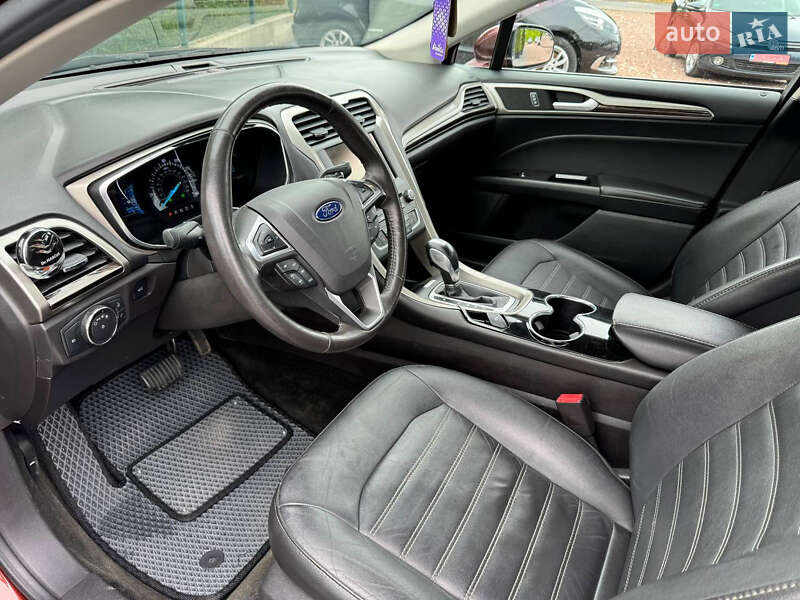 Седан Ford Fusion 2015 в Дрогобичі