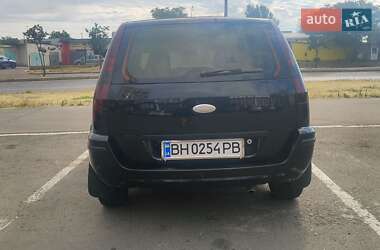 Хетчбек Ford Fusion 2003 в 