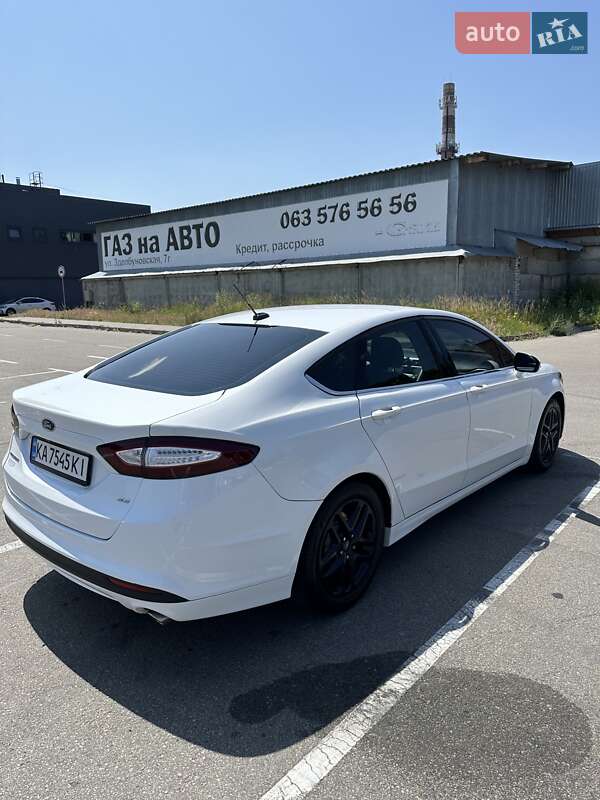 Седан Ford Fusion 2015 в Киеве