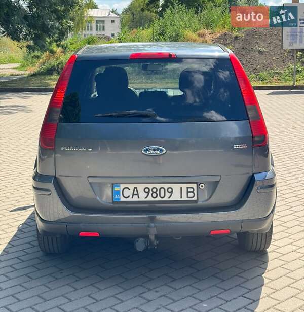 Хэтчбек Ford Fusion 2003 в Шполе