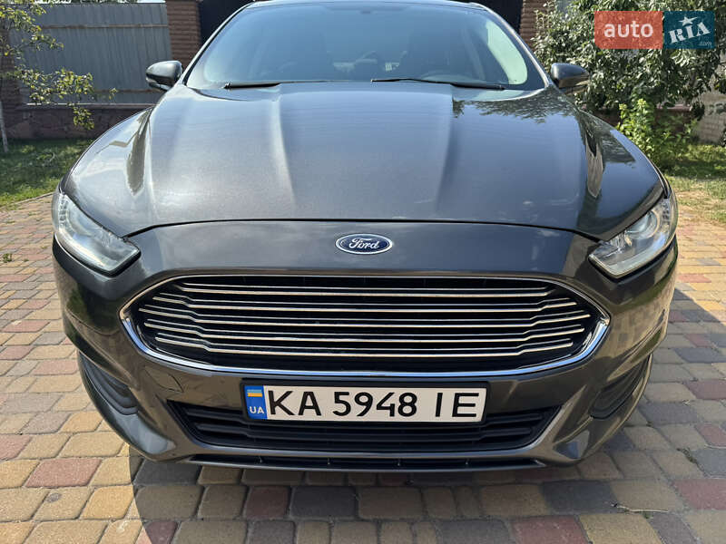 Седан Ford Fusion 2016 в Києві