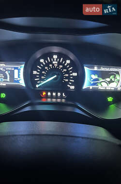 Седан Ford Fusion 2015 в 