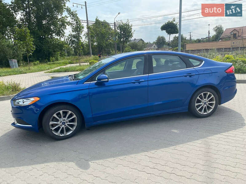 Седан Ford Fusion 2017 в Львове
