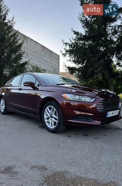 Седан Ford Fusion 2014 в 
