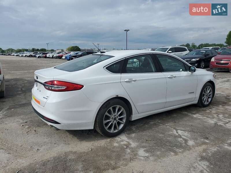 Седан Ford Fusion 2017 в Киеве
