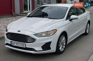 Седан Ford Fusion 2019 в 