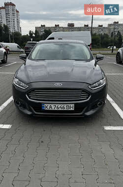 Седан Ford Fusion 2015 в Києві