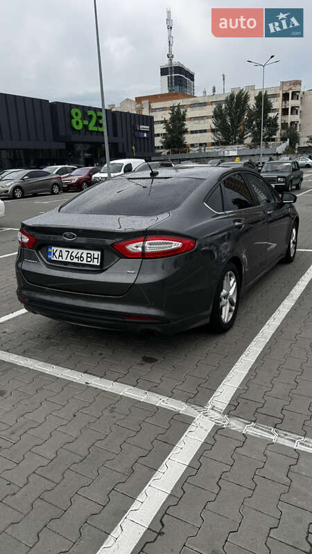 Седан Ford Fusion 2015 в Киеве