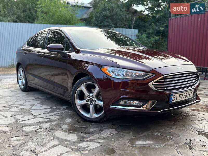 Седан Ford Fusion 2017 в 