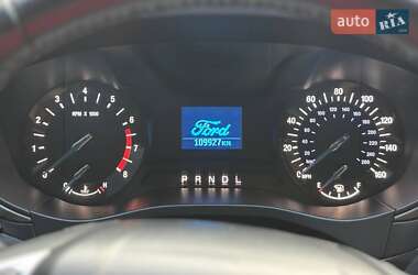 Седан Ford Fusion 2017 в 