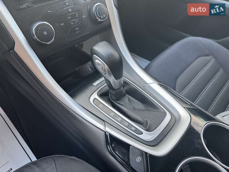 Седан Ford Fusion 2012 в Шепетівці