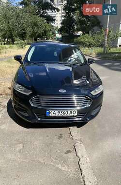 Седан Ford Fusion 2013 в 