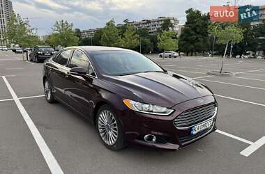 Седан Ford Fusion 2013 в 