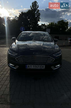 Седан Ford Fusion 2017 в 