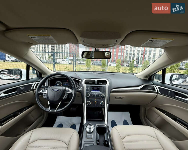 Седан Ford Fusion 2016 в Києві