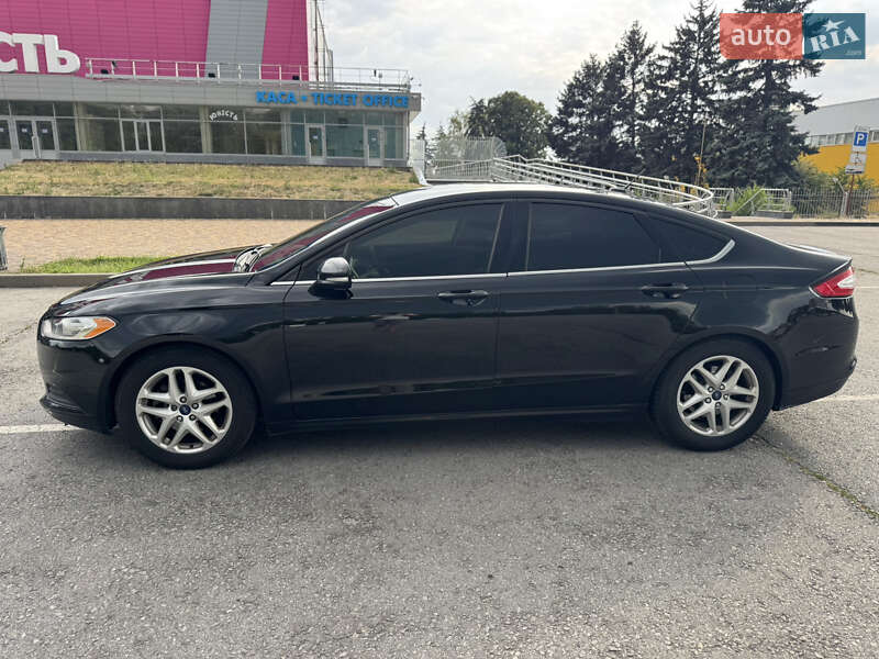 Седан Ford Fusion 2015 в Запоріжжі