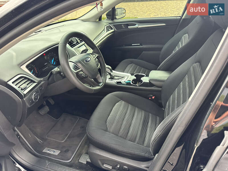 Седан Ford Fusion 2015 в Запоріжжі