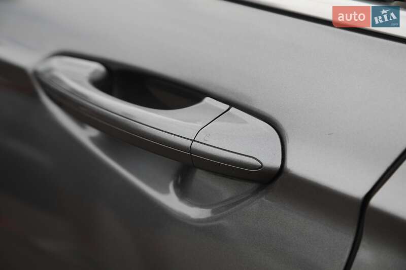 Седан Ford Fusion 2012 в Харькове