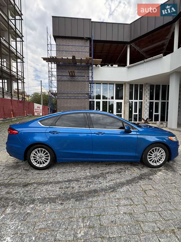 Седан Ford Fusion 2019 в Киеве