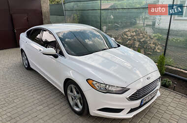 Седан Ford Fusion 2016 в 