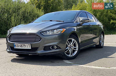 Седан Ford Fusion 2015 в Полтаві