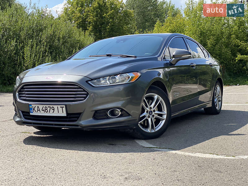 Седан Ford Fusion 2015 в Полтаве
