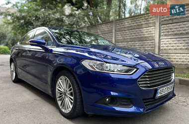 Седан Ford Fusion 2015 в 