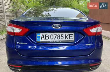 Седан Ford Fusion 2015 в 