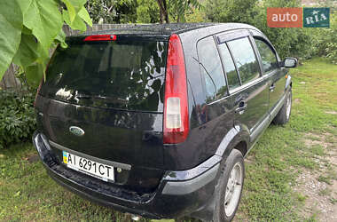 Хэтчбек Ford Fusion 2006 в 