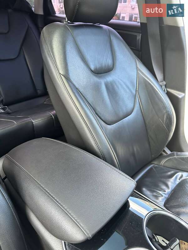 Седан Ford Fusion 2012 в Киеве