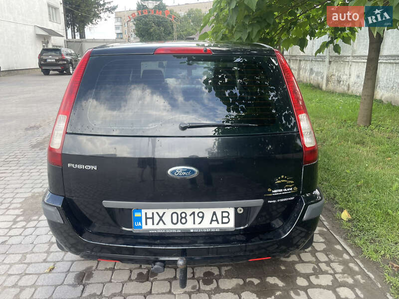 Хэтчбек Ford Fusion 2006 в Теофиполе