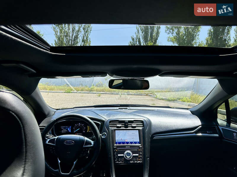 Седан Ford Fusion 2016 в Одессе