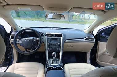 Седан Ford Fusion 2014 в 